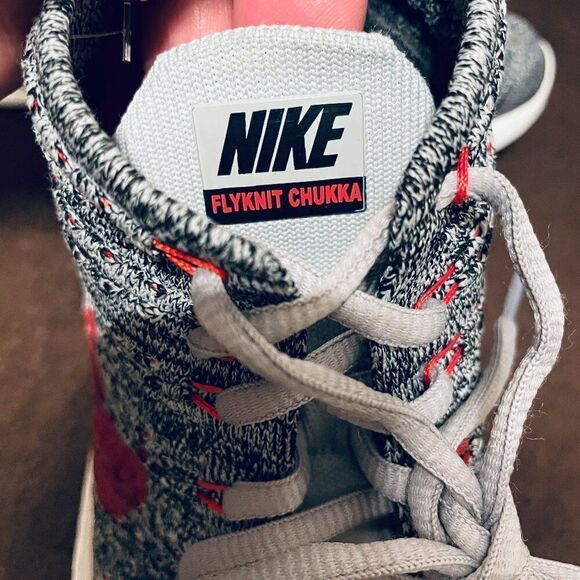 Nike Nike Lunar Flyknit Chukka 554969-001 Wolf Grey Red Size 9.5 US 43 EUR 8.5 - Picture 13 of 13